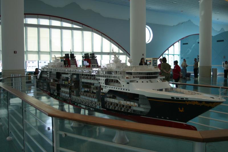 Boarding Area Disney Magic Model II