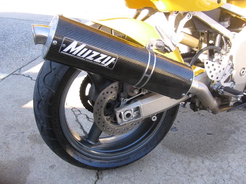 carbon fiber Muzzy muffler