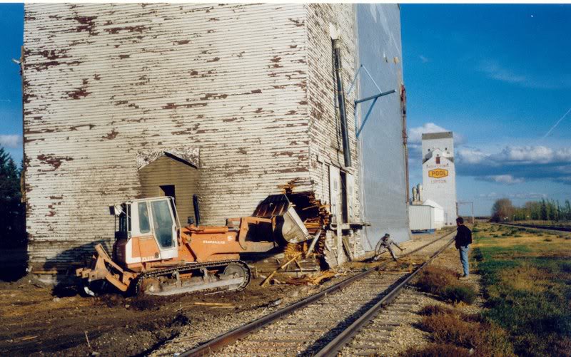 lipton ugg demolition