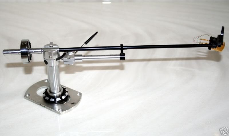 Infinity Black Widow Tonearm