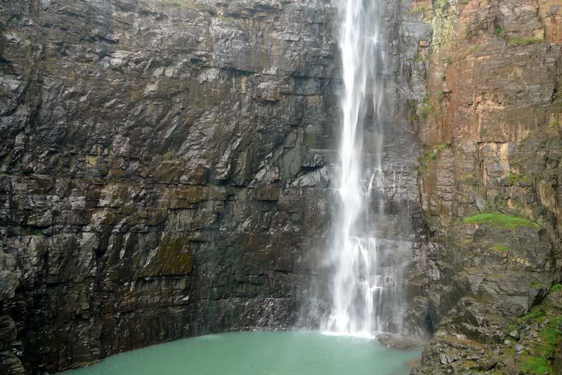 �f�_06Apr071035 51