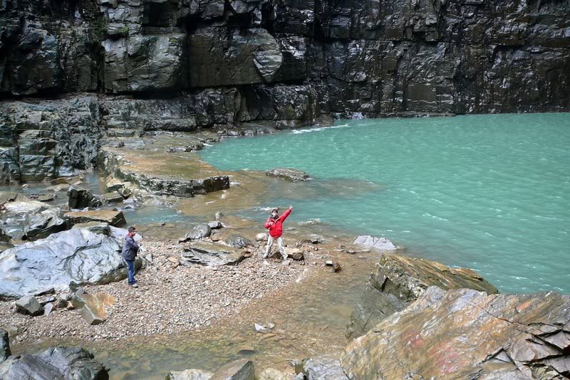 �f�_06Apr071042 01