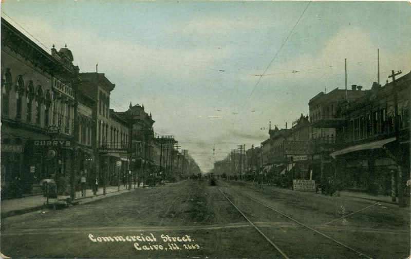 PC IL Cairo Commercial Street