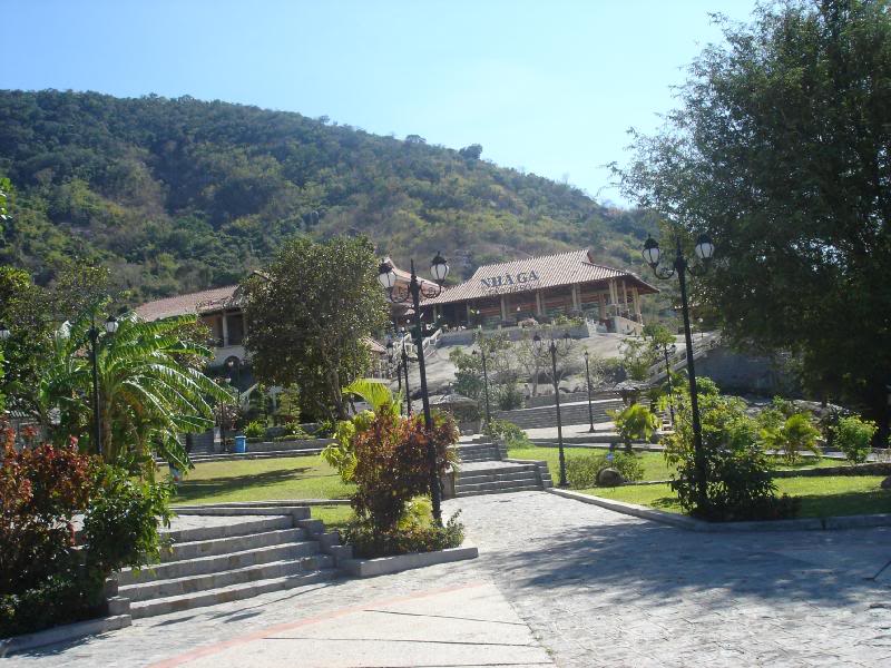 Access to TaCu Mountain