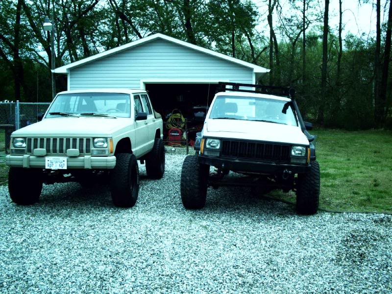 A pic of it next to another one of my rigs