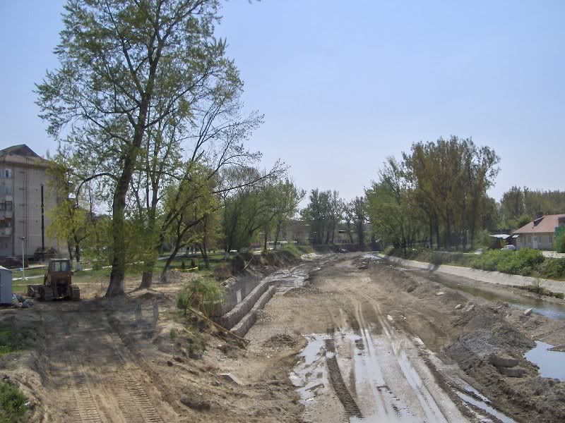 Lucrari de amenajare pe Cricovul Dulce