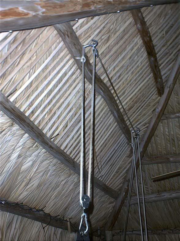 One end of line tied to the hook giviong you 2X purchas...