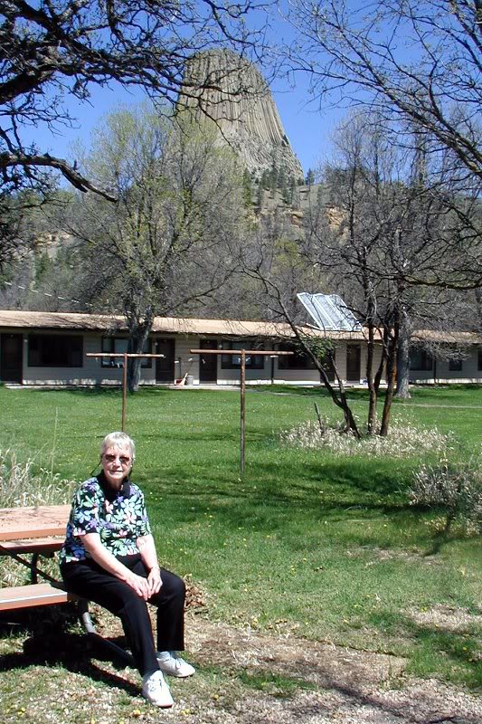 Move-in day at Devils Tower (Mae Dean 2007-05-09)