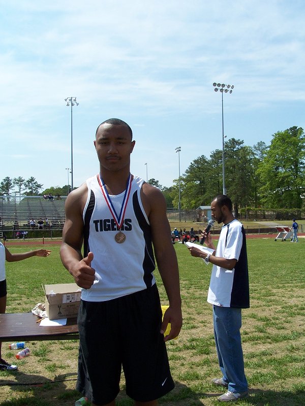 Brenden Hair medals in Shot Put