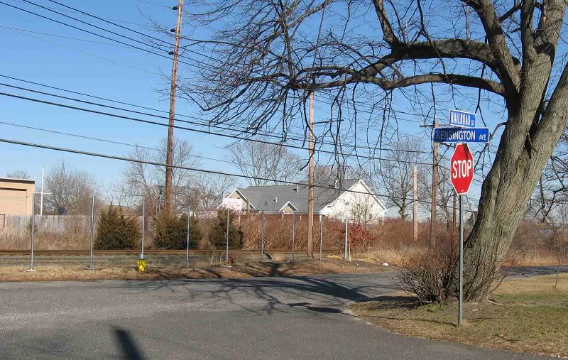 Bayport, Kensington Avenue