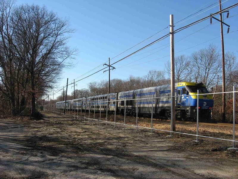 Bayport, Train 2707
