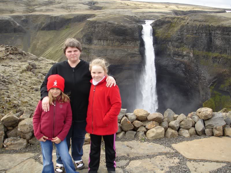 Fridbjorg Lilja, Edda and Hjalmfridur Briet