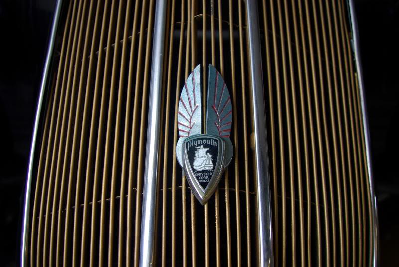 VINTAGE 30s PLYMOUTH RADIATOR EMBLEM