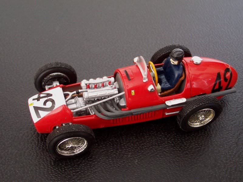 1952 FERRARI F2 500. 1.43 SCALE MODEL BY QUARTZO. 004