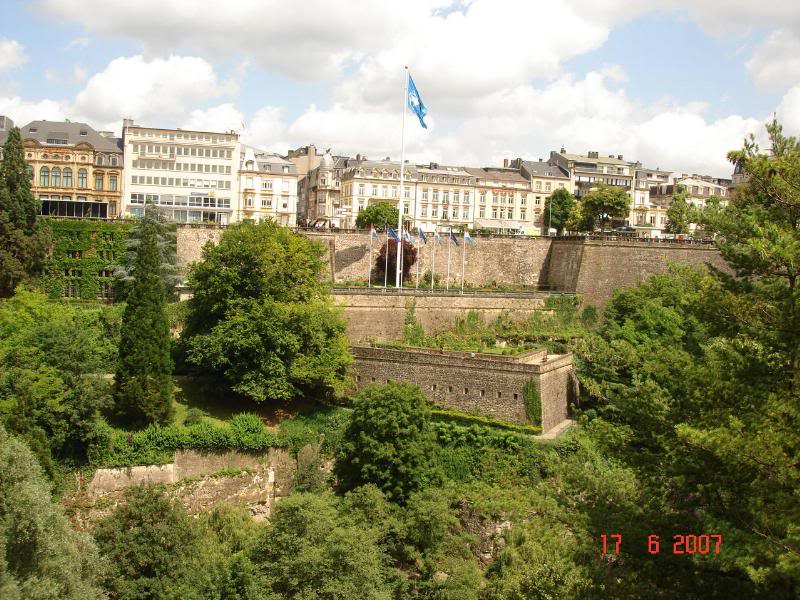 Vedere spre centru peste valea Petrusse