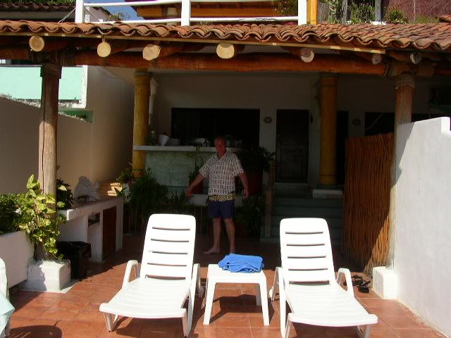 Jeff Bungalows Ley, La Madera Nov,2005