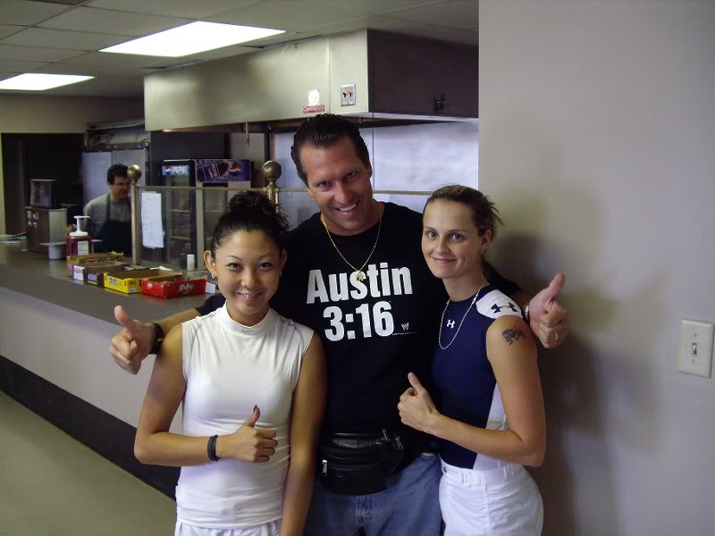 Emily Fewster, me and Kristen Troxell @ Colonial Downs