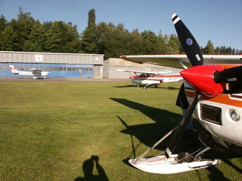 Hangar Airport Buttwil