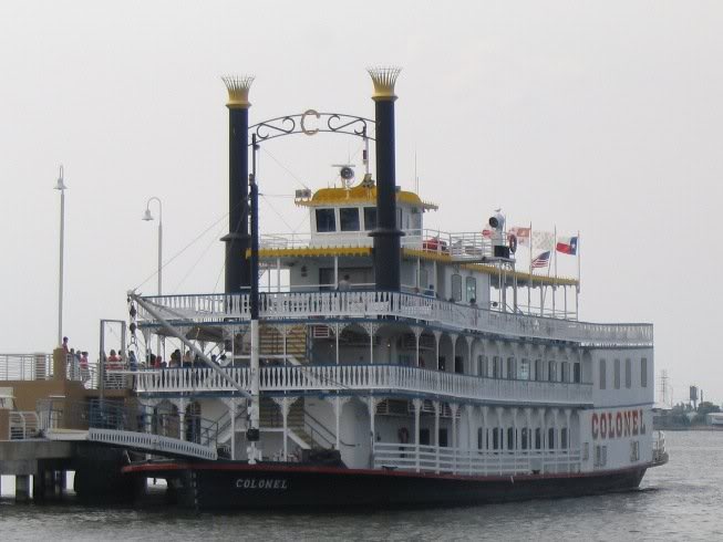 Siipiratasalus The Colonel