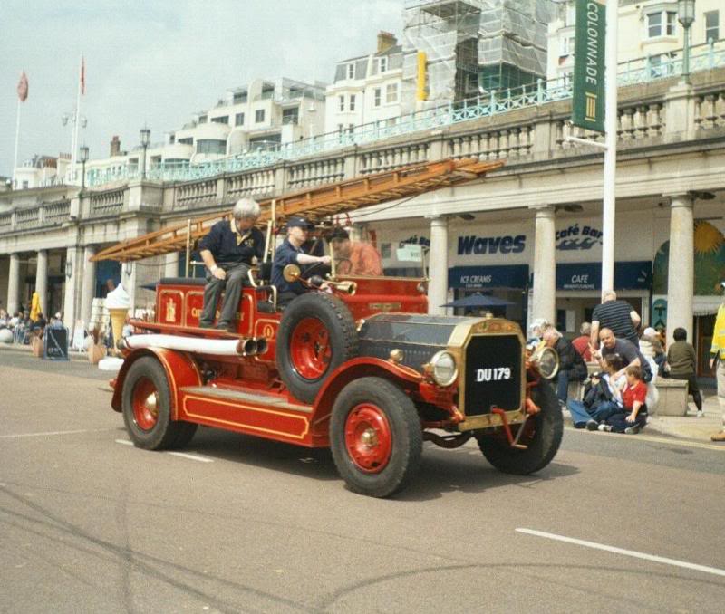 1914 Dennis N type fire pump/escape