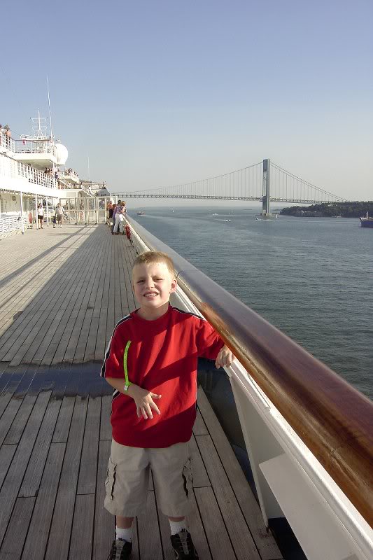 Steve Approaching Verazzano 081107