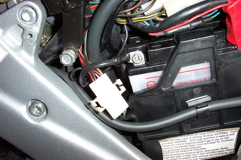 New sidestand connector