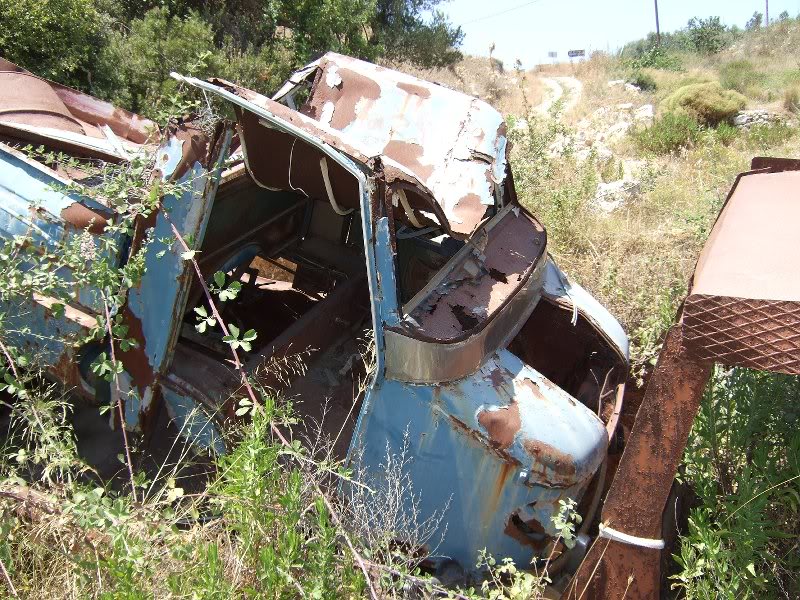 Old Truck, brand unknown