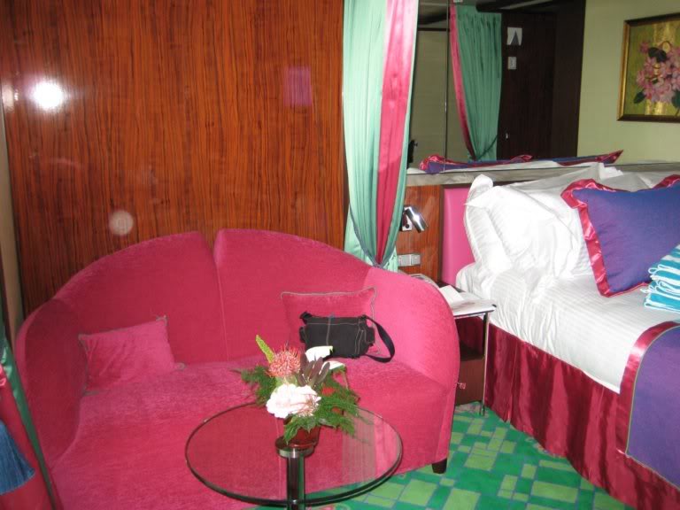 NCL Gem penthouse 8132 couch and bed