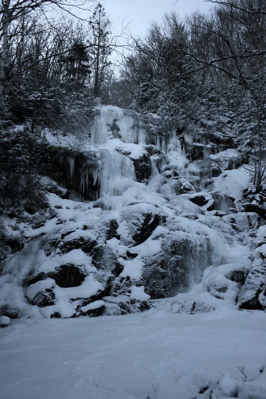 I-FROZEN FALLS