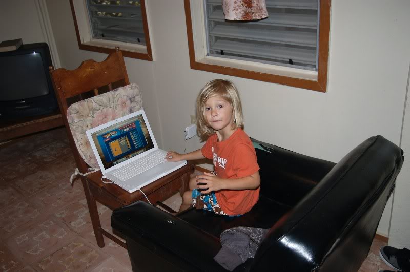 Callym playing games.