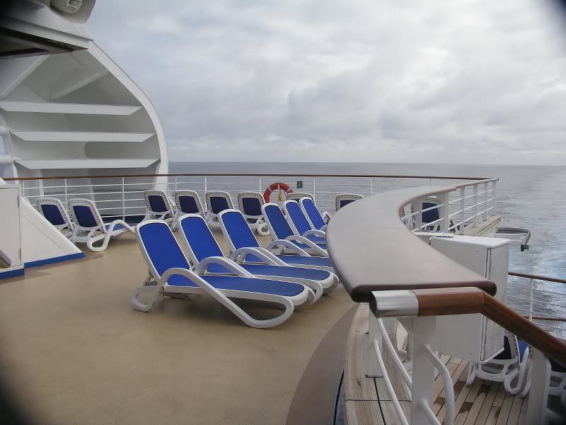 3.d. terrace pool deck_p1010086