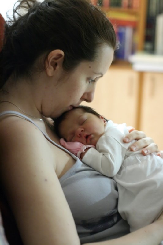 ce frumos miroase bebe