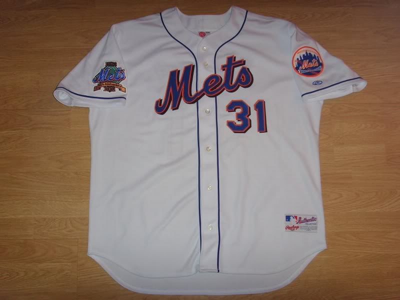 NYM_Piazza_whit e_front