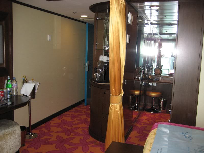 8630 view toward door and bar area