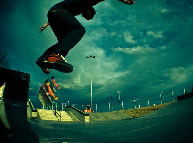 kick flip tail - lomo