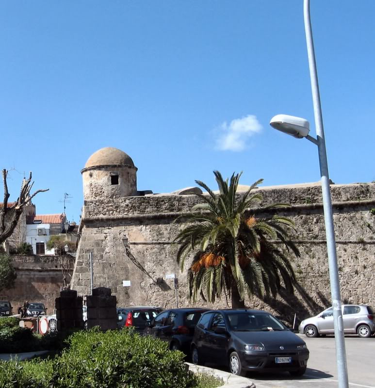 between the Port to the City