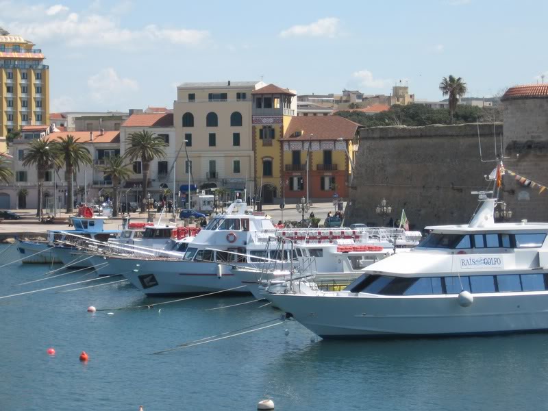 the port with rowboat