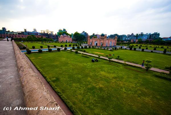 Lalbagh Fort........... .06