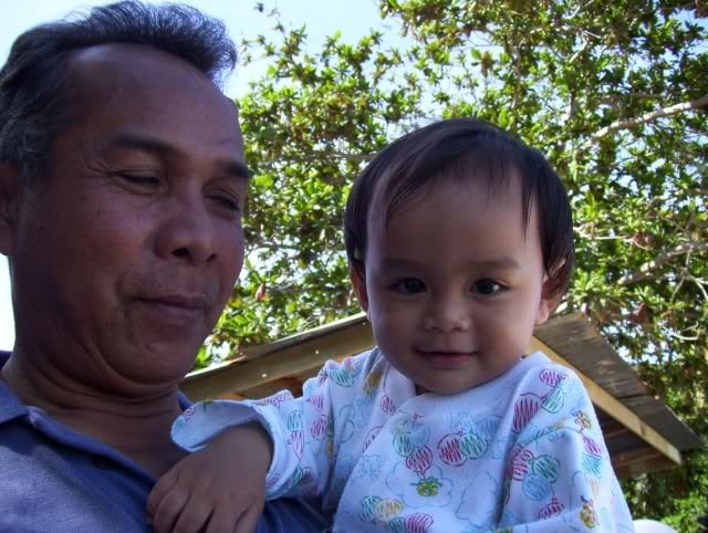 Baby Adib n Grandpa
