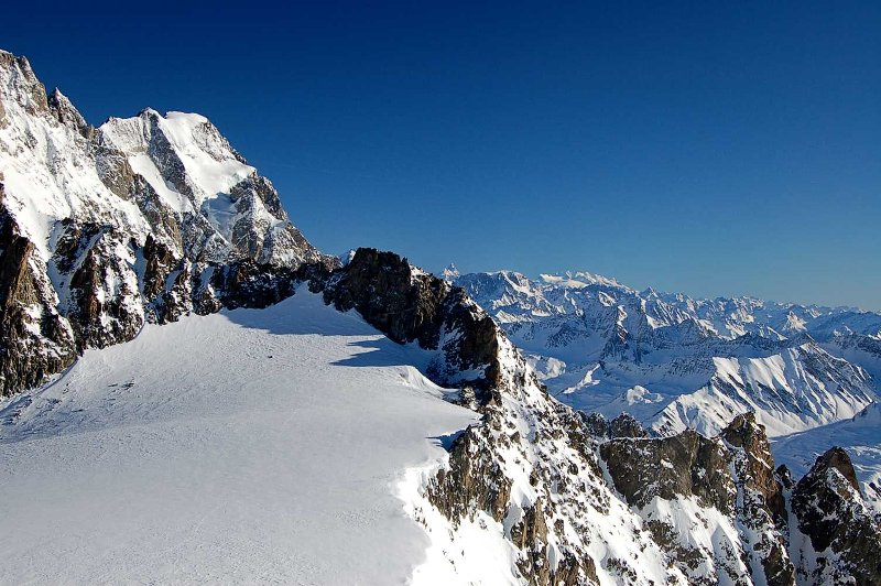 GRANDES JORASSES 4206 POINTE WALKER 4206