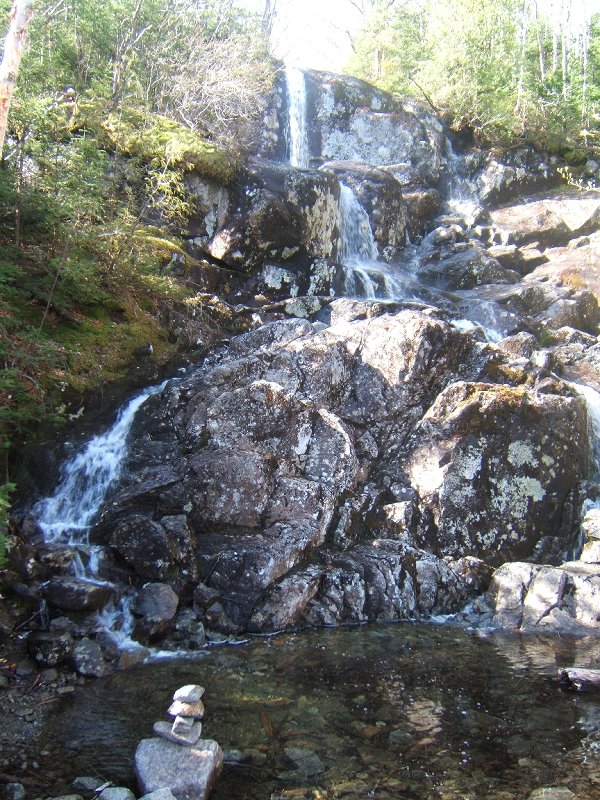 Waterfall on the way to Alg.