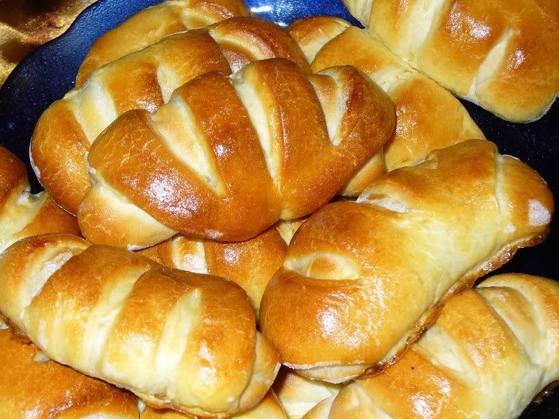 Striped buns with yellow cheese