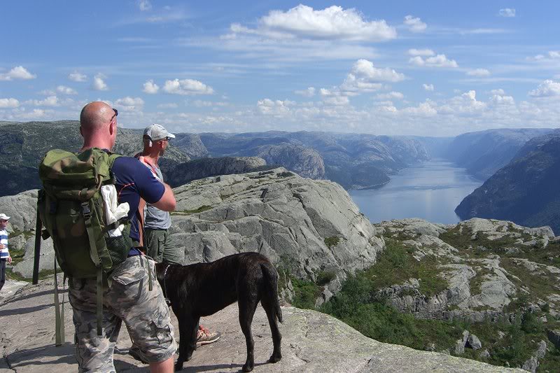 Torbj��rn and Pierre at Prekestolen
