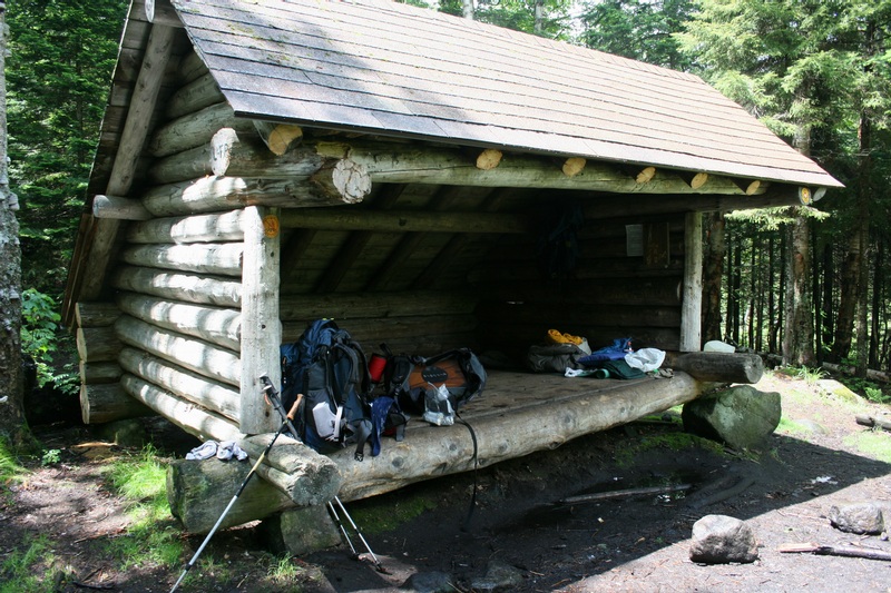 03-LUNCH BREAK AT CALAMITY