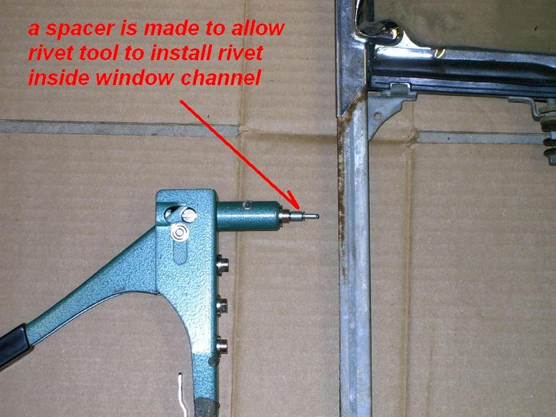 rivet tool with spacer