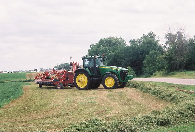JD tractor & hay merger