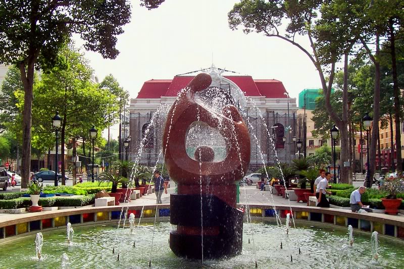 Fountain at Saigon Opera House