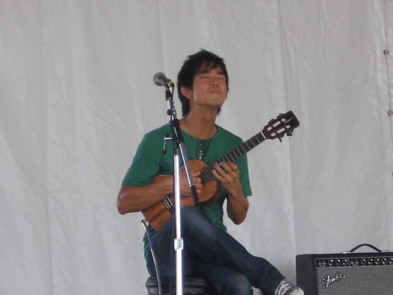 Jake Shimabukuro 2