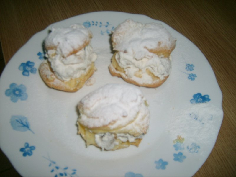 choux-a-la-crem e