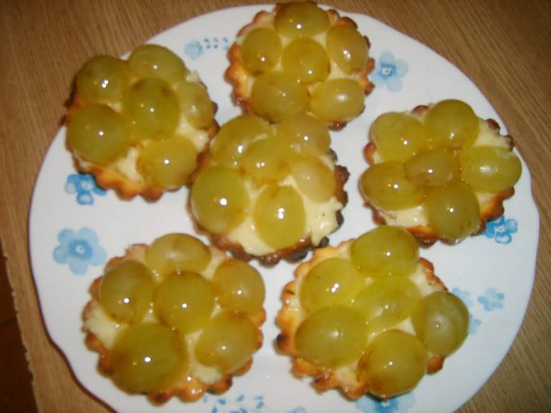 tarte cu struguri